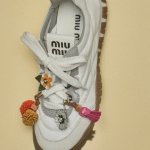 大牌专柜鞋靴狂降⏰MiuMiu秀场款德训£499