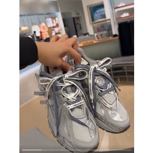 New Balance 1906 运动鞋