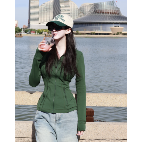 Nulu 短款夹克