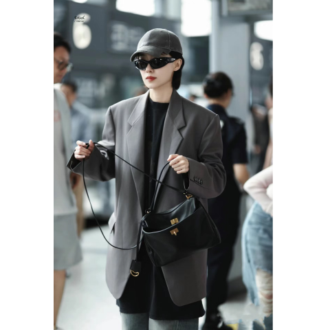 Nordstrom Balenciaga Mini Rodeo Leather Top Handle Bag 2990.00