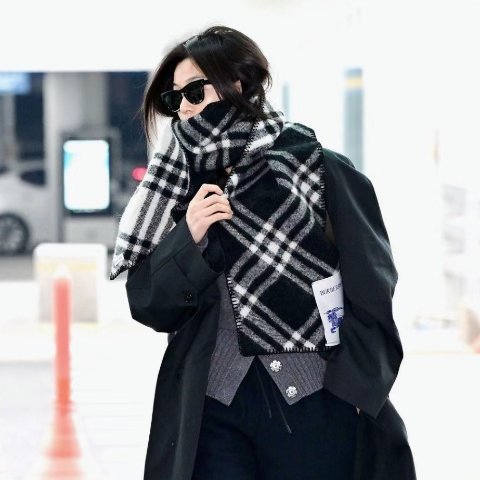 【送料&関税込】Burberry Logo Patch Reversible Scarf - Unise 497a39471f923235408ec40x923x92