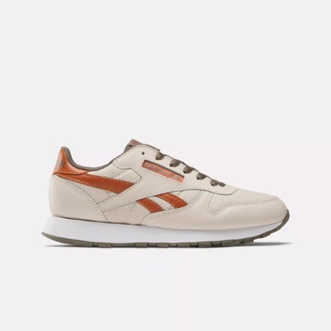 Reebok优雅的配色，经典的设计，大童6码有货大童皮质运动鞋