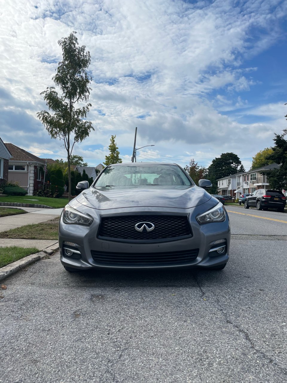 2017 Infinity Q50...