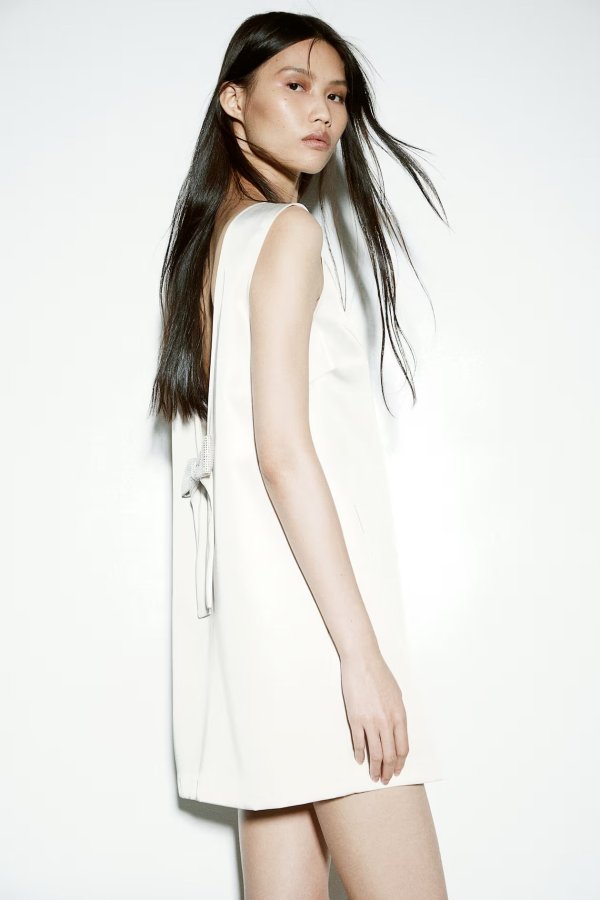 Dress with Low-Cut Back - White - Ladies | H&M US