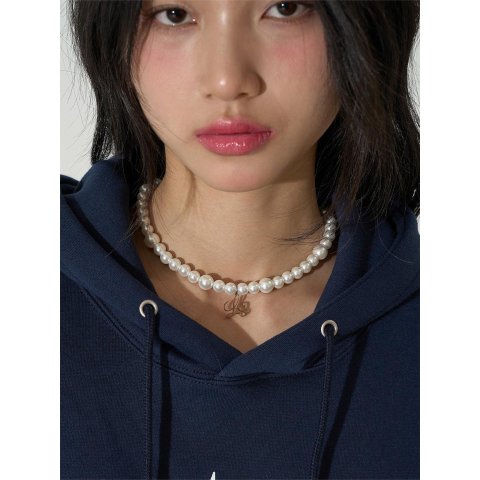 Pixel Smile Pearl Necklace 笑脸珍珠项链102.00 超值好货| 北美
