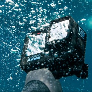 GoPro 运动相机 不仅限于极限运动 最小的GoPro Hero £190