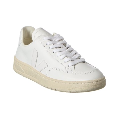 VejaV-12 Leather Sneaker