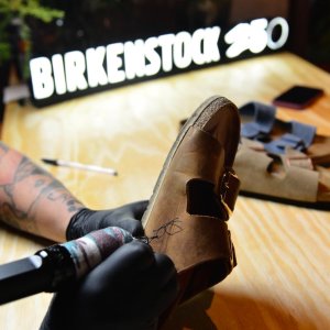 藏不住了❗Birkenstock 让你迅速火出圈🔥