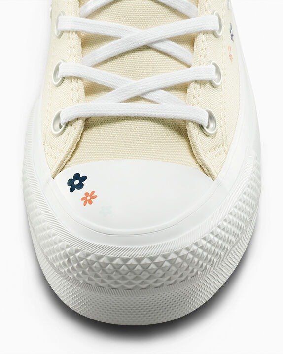 Chuck Taylor All Star 板鞋