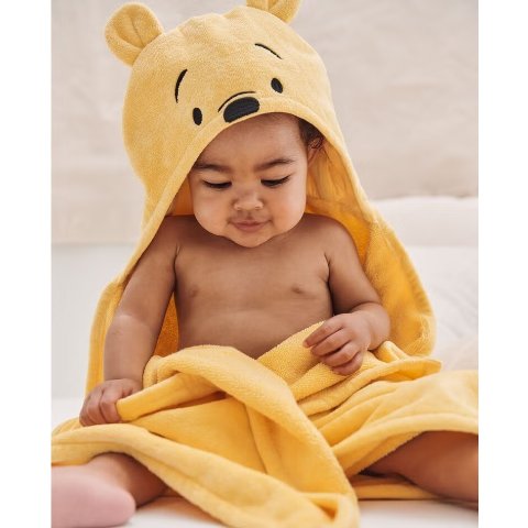 Hanna AnderssonDisney Winnie the Pooh Hooded Towel