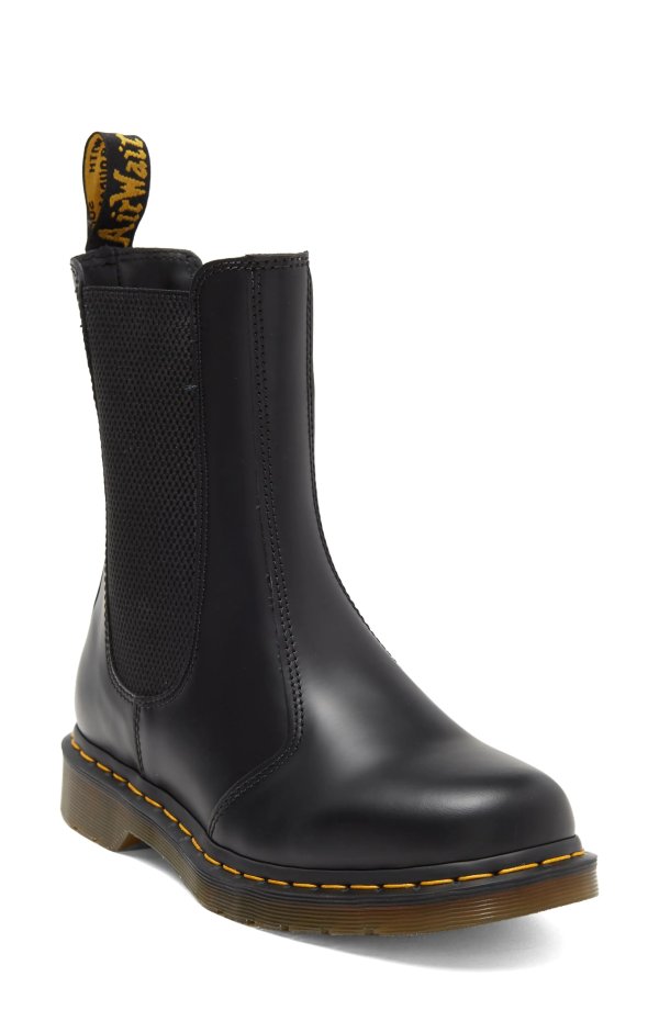 2976 Hi Chelsea Boot (Women)
