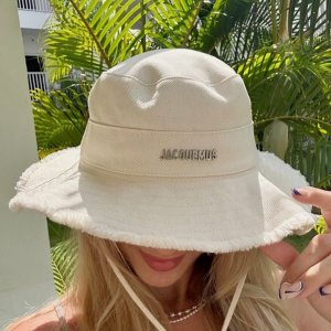 Jacquemus、The Row等大牌针织帽、渔夫帽大促 早春必备