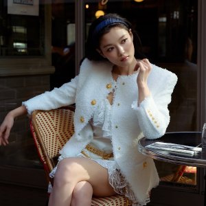 Bergdorf Goodman The May Gift Card Event
