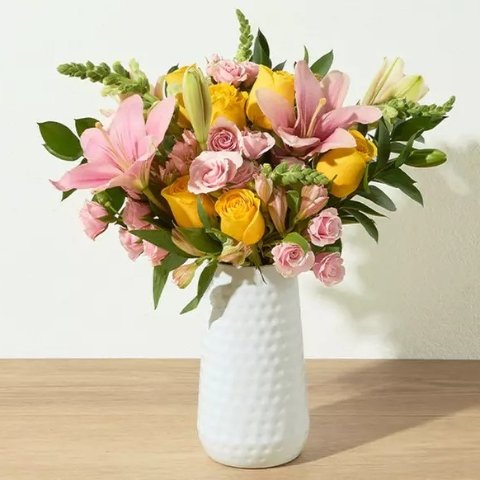 精致花束 $30鲜花抵用券+$10快递抵用券