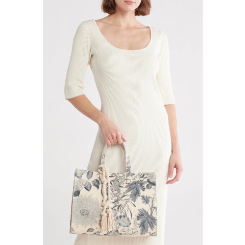 【VALENTINO】Never Tote bag トートバッグ Van VALENTINO(ヴァレンティノ) トートバッグ(レディース