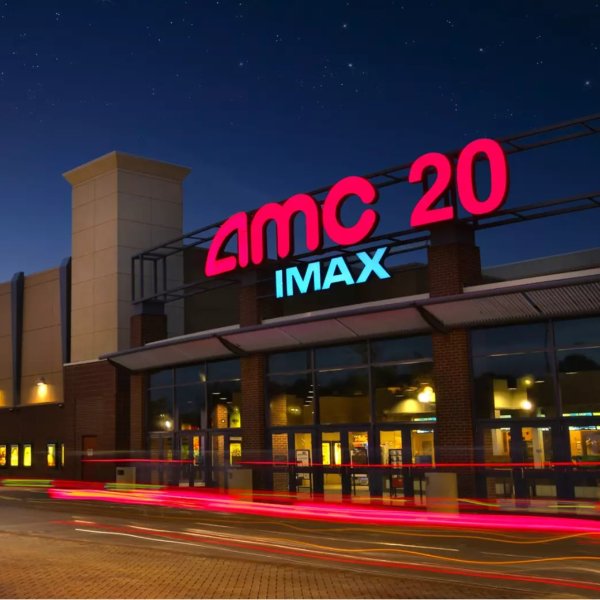 Enjoy your AMC Experience with Gourmet Dining and Premium Visuals: Upto 4 Black Movie Tickets with Optional Popcorn