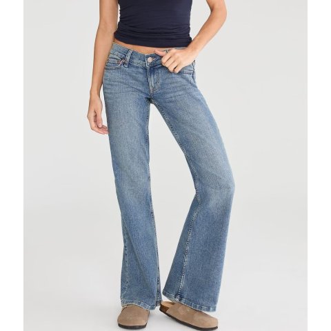 低腰喇叭牛仔裤