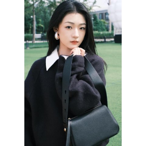  Romy Small Shoulder Bag