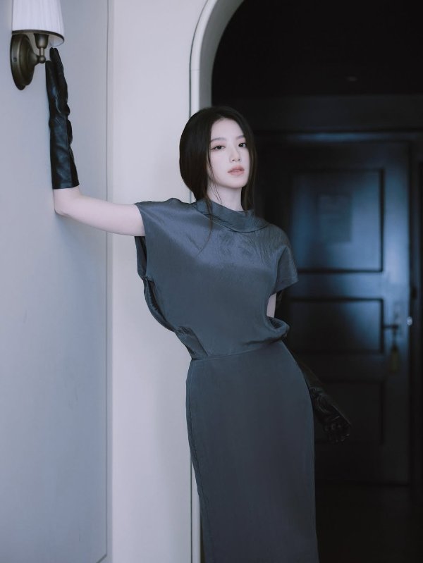 缎面半身裙 叶舒华同款