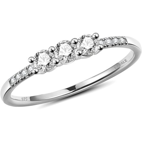 Round Moissanite Ring 18K Gold