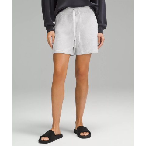 lululemonHigh-Rise Scuba 高腰运动短裤 