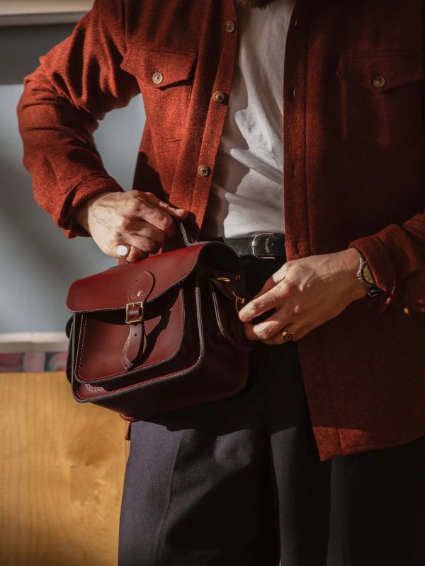 The Traveller Crossbody Bag Oxblood