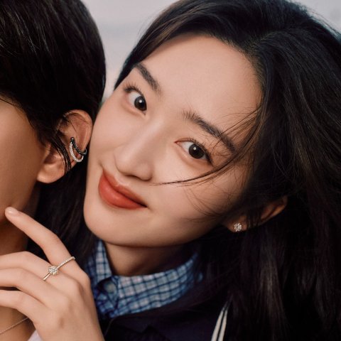 白金钻石耳环 邓恩熙同款