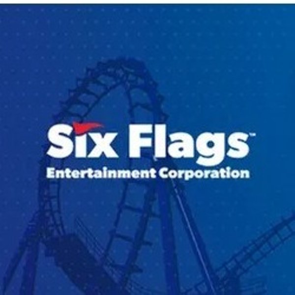 Up to 74% OffGroupon Select Six Flags 1-Day Admission