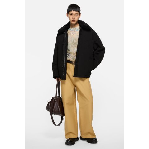 尼龙夹克 羊羔毛领