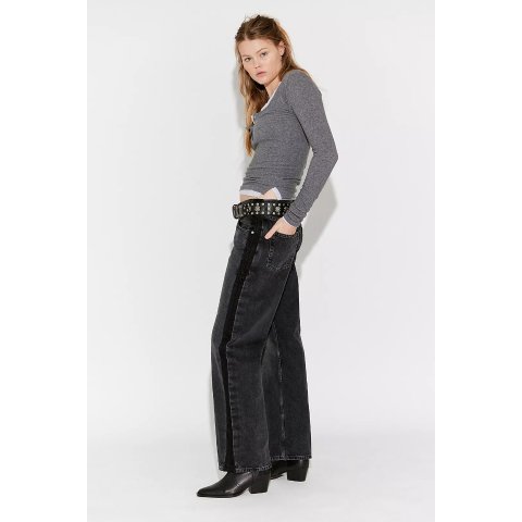 Free PeopleCitizens of Humanity Lindz Low Rise Straight Leg Jeans