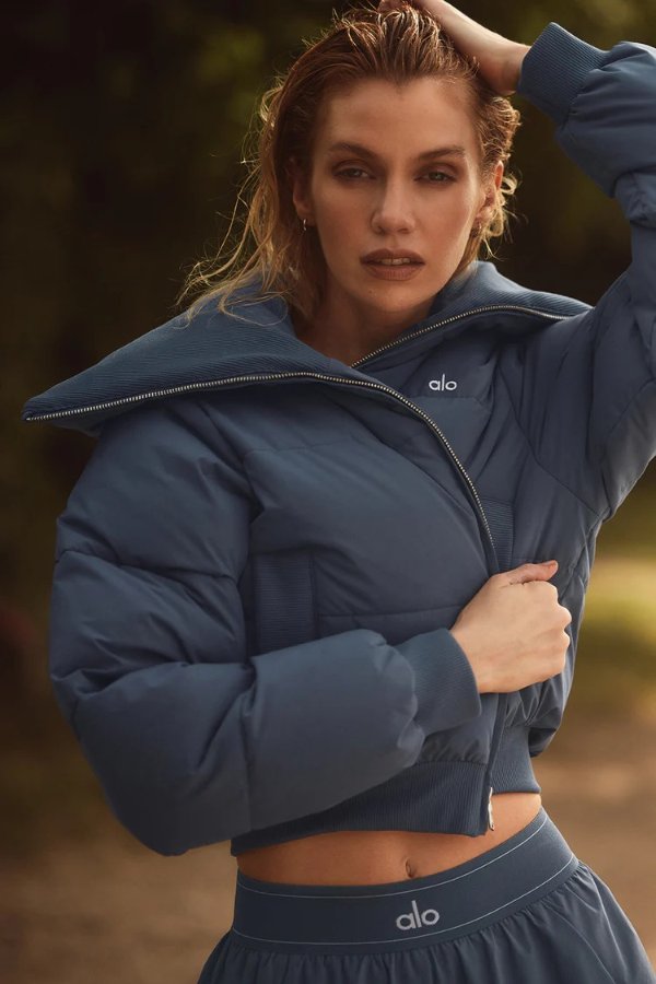Captivate Puffer Jacket Black