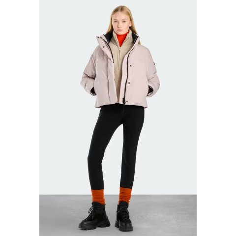  Black Label 短款夹克