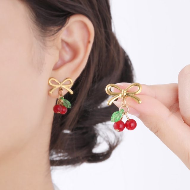 Gold Bow 樱桃蝴蝶结耳钉 女士