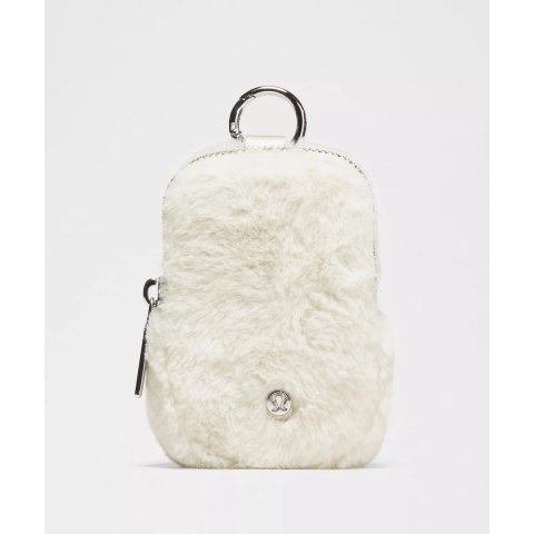 lululemonNano Pouch 毛绒小包