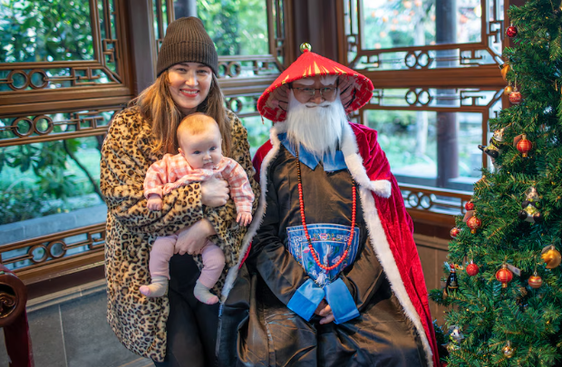 波特兰今年的圣诞老人，我真的没憋住……...