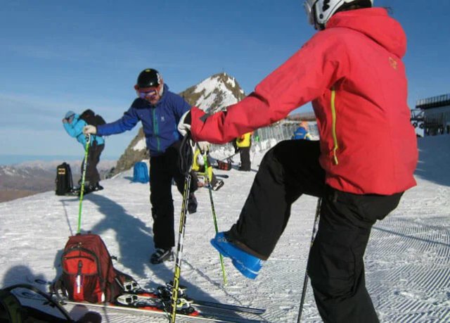 ❄️冬季滑雪溜冰防受伤！资深玩家的...