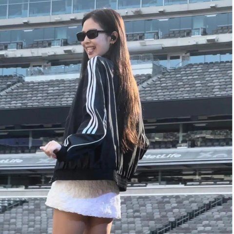 Jennie类似款 外套