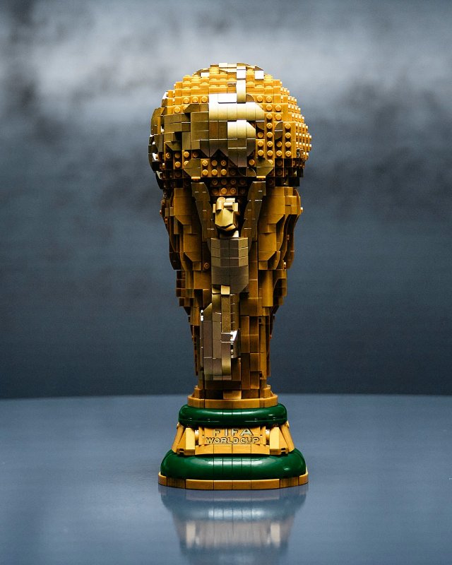 ⚽️重磅！乐高FIFA世界杯奖杯1...