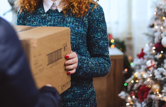 警惕！包裹诈骗升级：北美假期季如何...