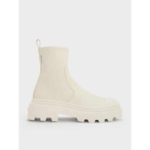 Indra 粗跟短靴 白色