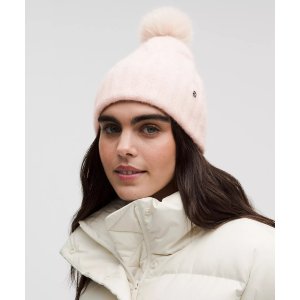 lululemon 羊驼毛麻花款毛球帽