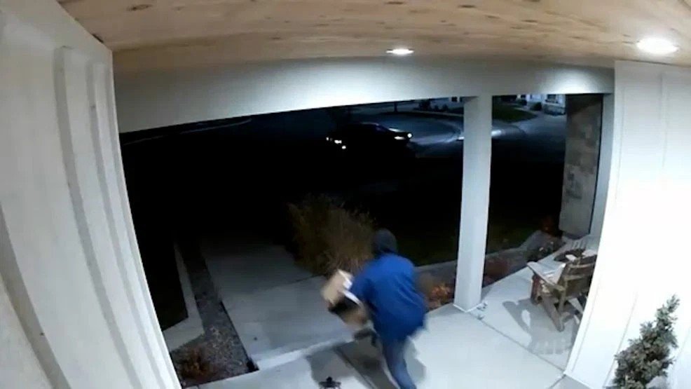 偷快递被屋主射伤？亚特兰大枪击案引争议...