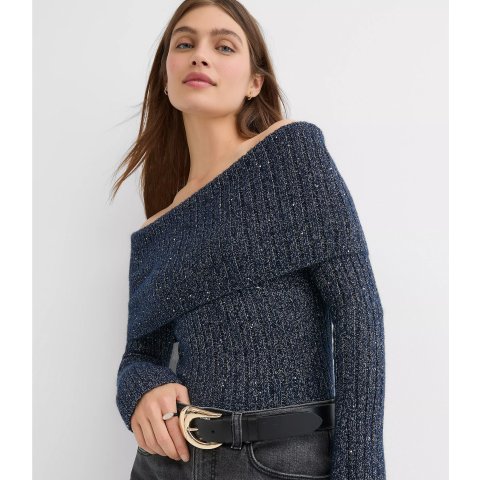 闪光露肩喇叭袖针织衫