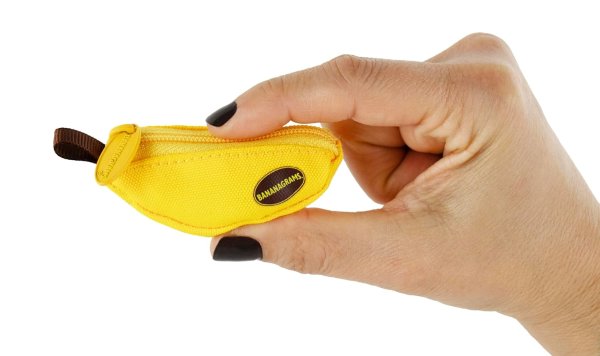 Bananagrams Worlds Smallest Family Word Game