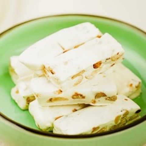  牛轧糖 蔓越莓味 210g