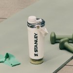 上新：有点东西🤩Stanley 活力摇摇瓶 Vitalize