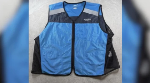 ⚠️太吓人了假扮亚马逊快递，上门就掏枪…