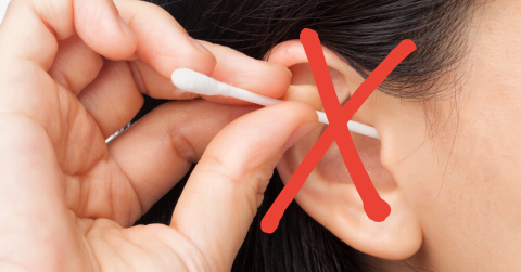 ⚠️别再用棉签掏耳朵了！耳烛、耳勺危害大，耳科医生教你正确清洁法！👂