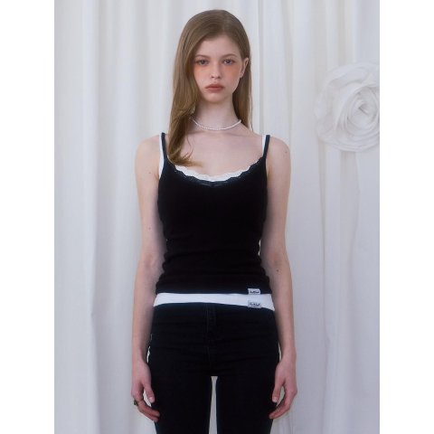 蕾丝修身吊带背心 黑色