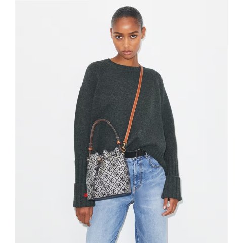 T Monogram 水桶包